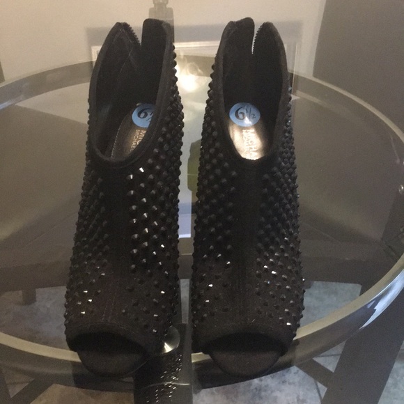Michael Kors spiked black booties! - Picture 2 of 3